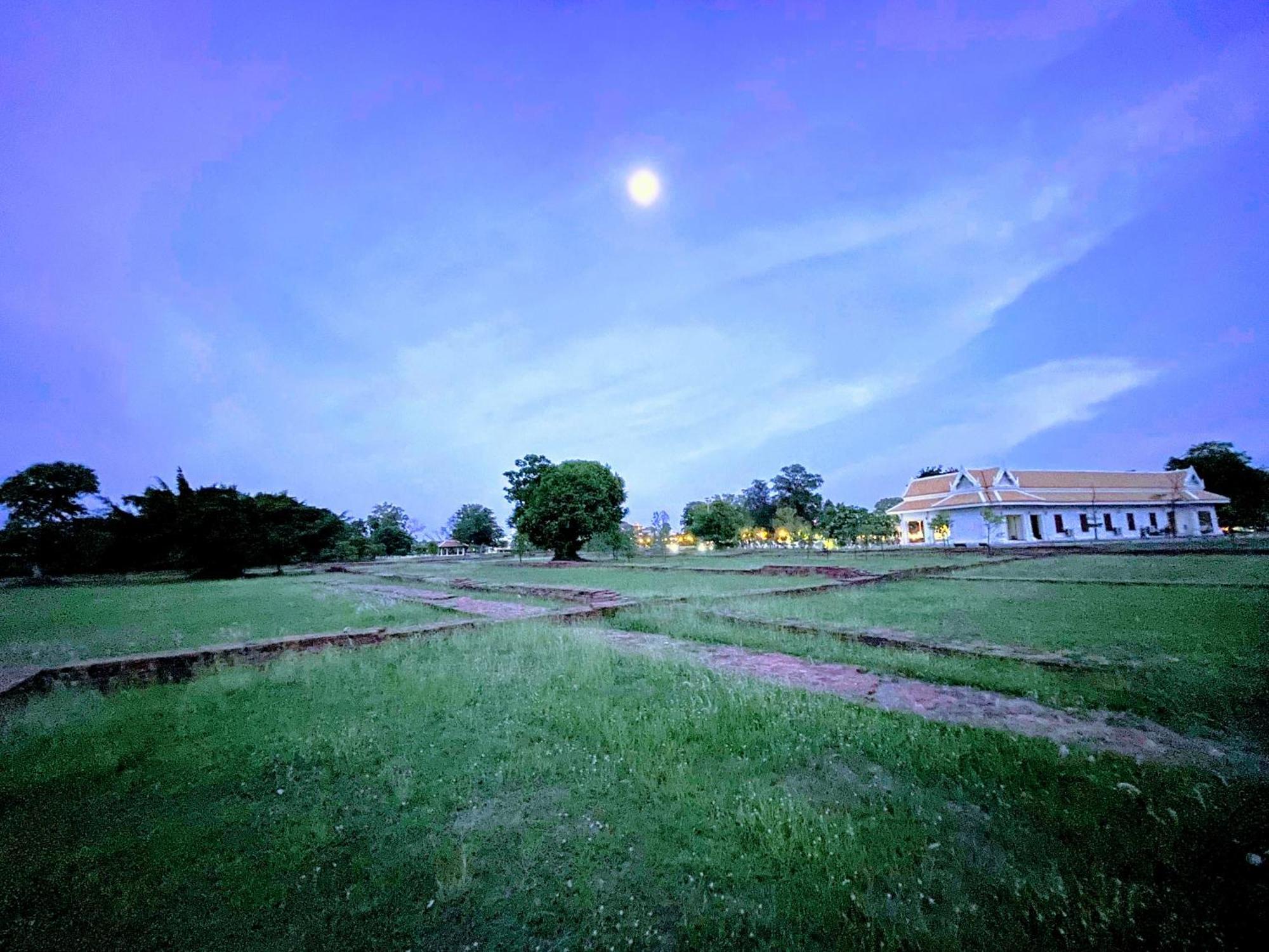 Baan Lhang Wangh บ้านหลังวัง Phitsanulok Luaran gambar