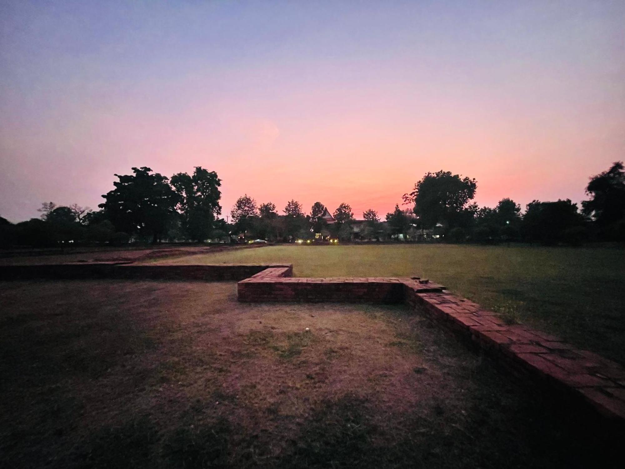 Baan Lhang Wangh บ้านหลังวัง Phitsanulok Luaran gambar